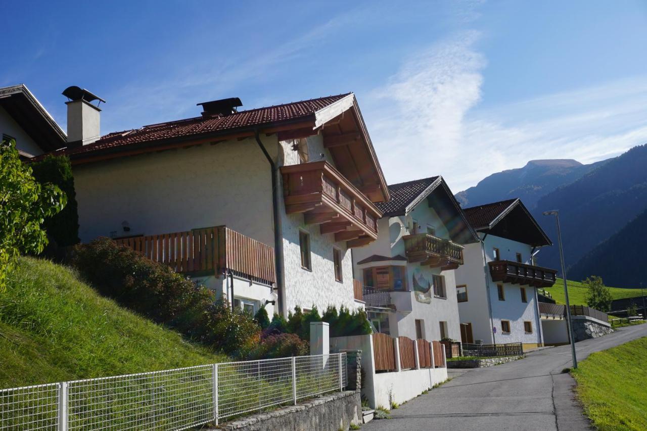 Ferienwohnung Wipptalblick Navis Exteriör bild
